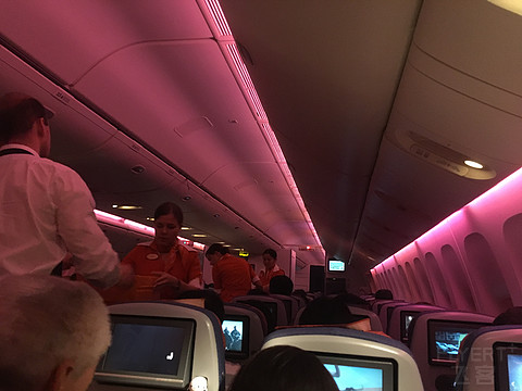 我爱世界杯-战斗民族俄航Aeroflot 777经济舱体验
