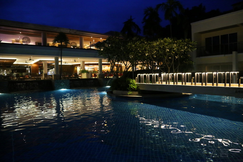 Hua Hin--Sheraton Hua Hin Resort & Spa at Night (12).JPG