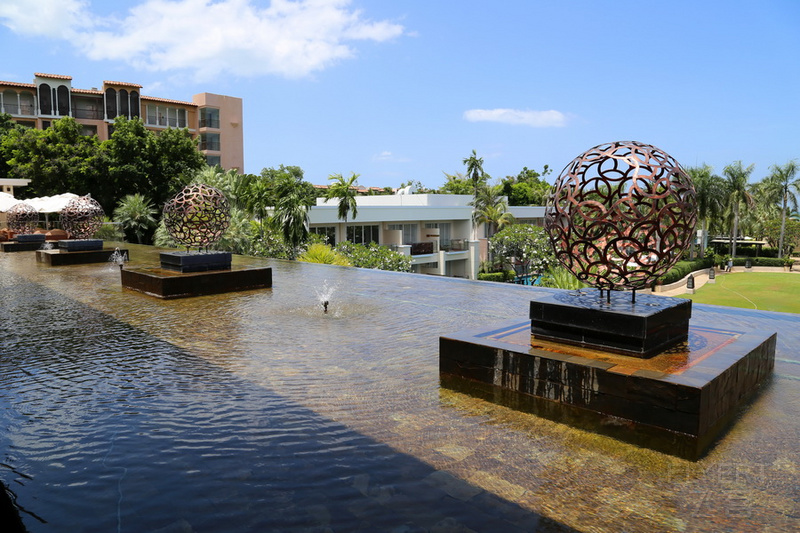 Hua Hin--Sheraton Hua Hin Resort & Spa Lobby Bar (4).JPG