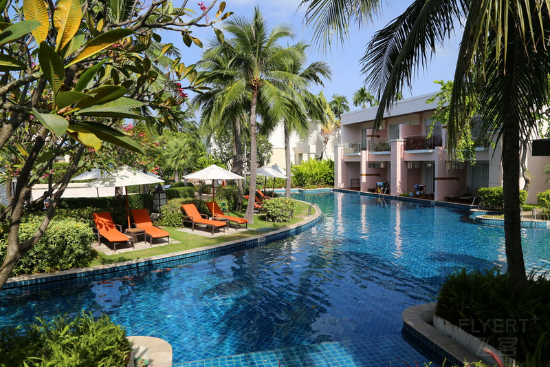 Hua Hin--Sheraton Hua Hin Resort & Spa Pools (17).JPG