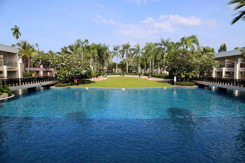 Hua Hin--Sheraton Hua Hin Resort & Spa Pools (33).JPG