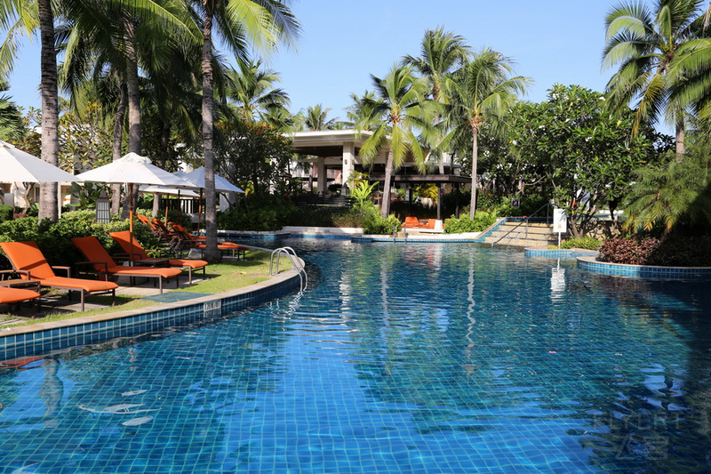 Hua Hin--Sheraton Hua Hin Resort & Spa Pools (43).JPG