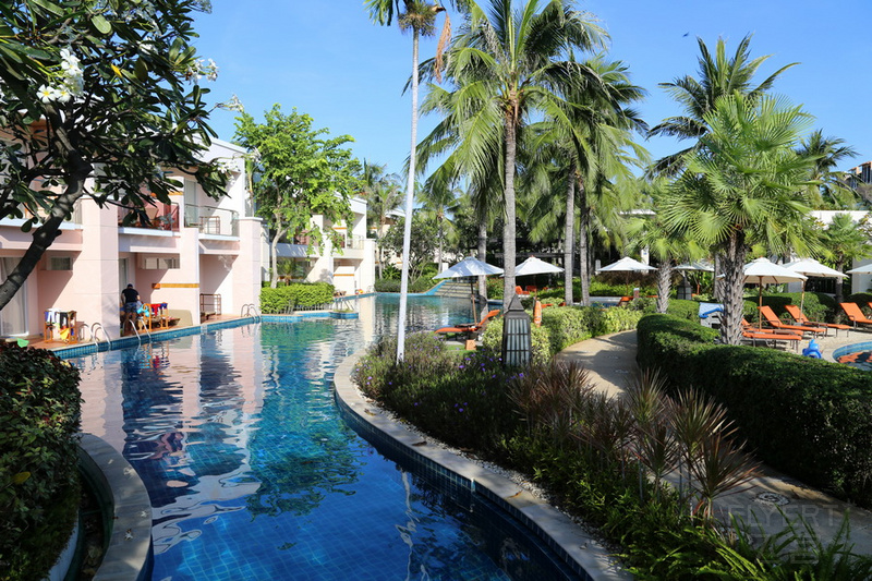 Hua Hin--Sheraton Hua Hin Resort & Spa Pools (56).JPG