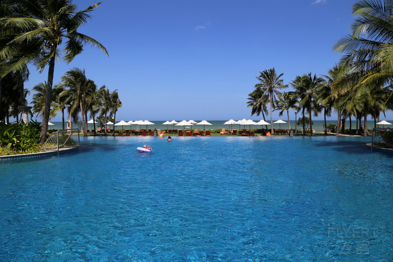 Hua Hin--Sheraton Hua Hin Resort & Spa Pools (70).JPG