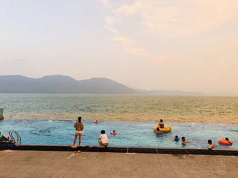 黄山太平湖绿地皇冠假日酒店(Crowne Plaza Huangshan Taiping Lake)入住报告