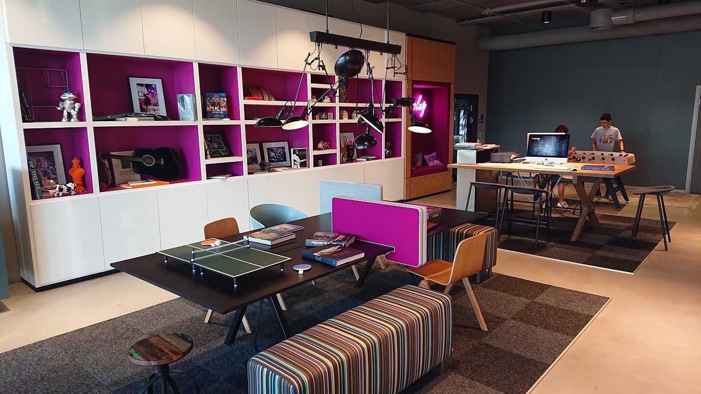 Ų˹½Moxy Oslo X