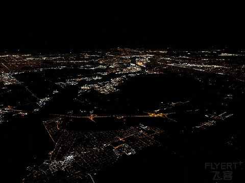 一波三折的纽约行(下): 达美 波音737-900ER (JFK-YVR)