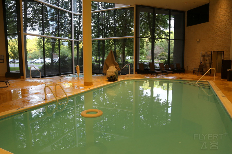 Doubletree by Hilton Somerset--Pool  (1).JPG