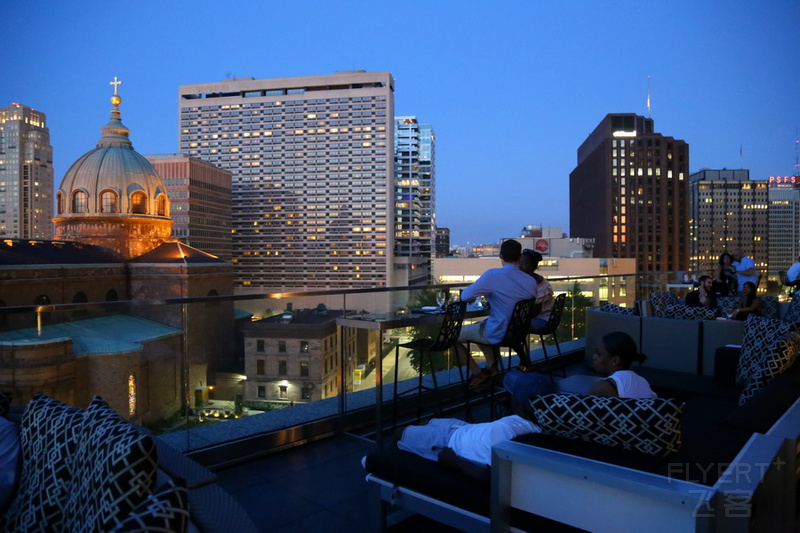 Philadelphia--The Logan Hotel Curio Collection by Hilton Rooftop Bar (3).JPG