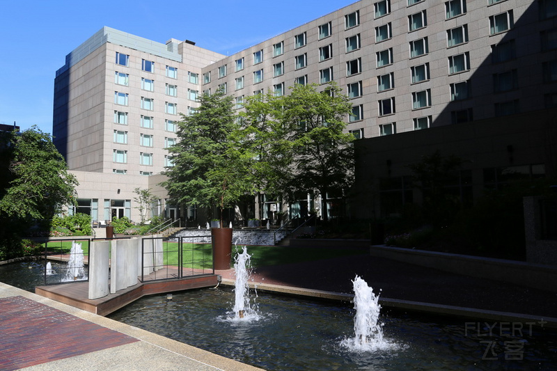 Philadelphia--The Logan Hotel Curio Collection by Hilton Courtyard (7).JPG