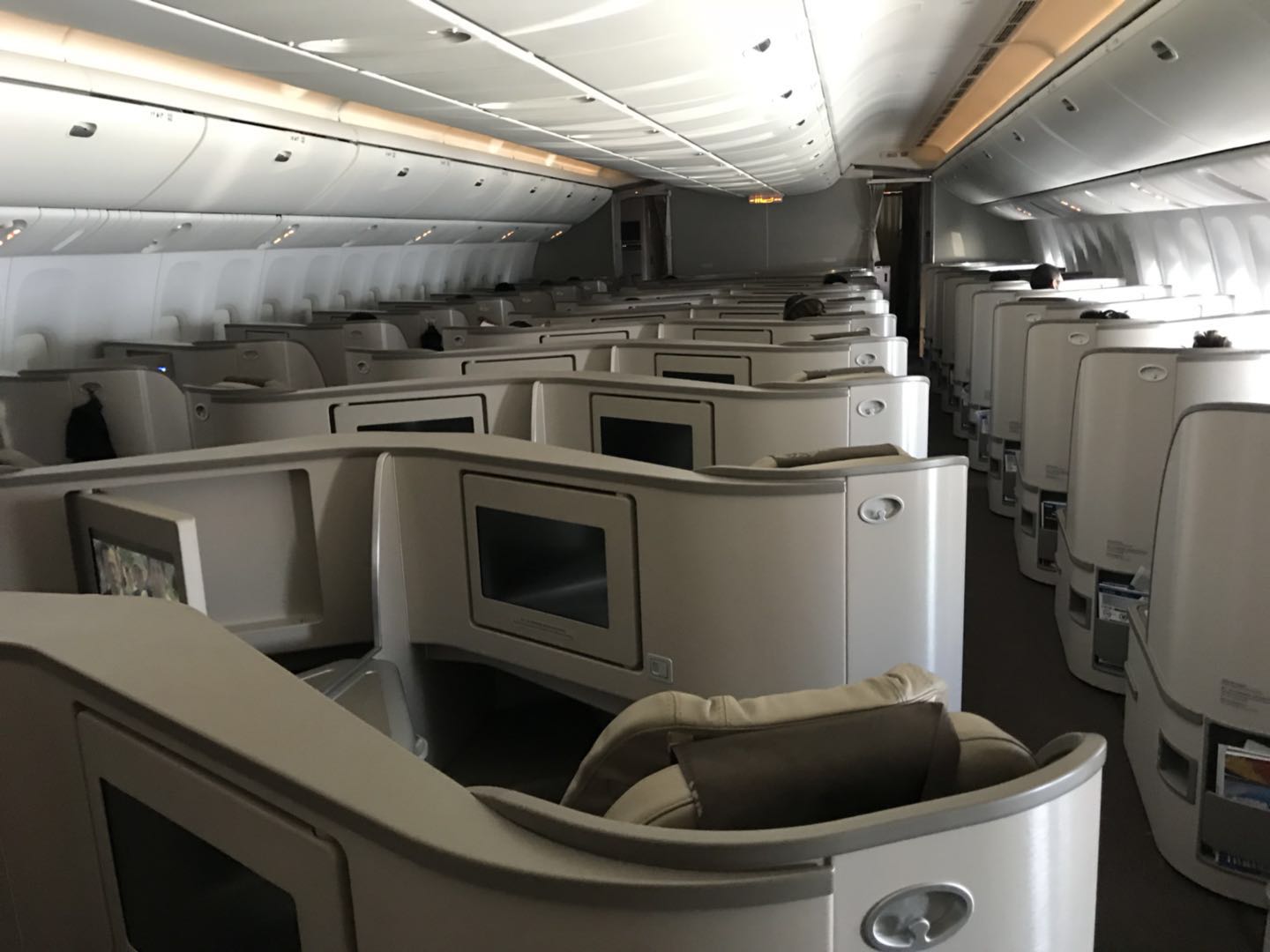 Lee FlightMU 77W SZX-SHA D 2018/4/8