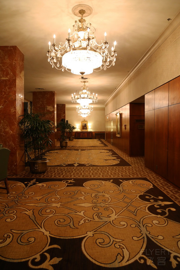 Denver--The Brown Palace Autogragh Collection Hallway (9).JPG