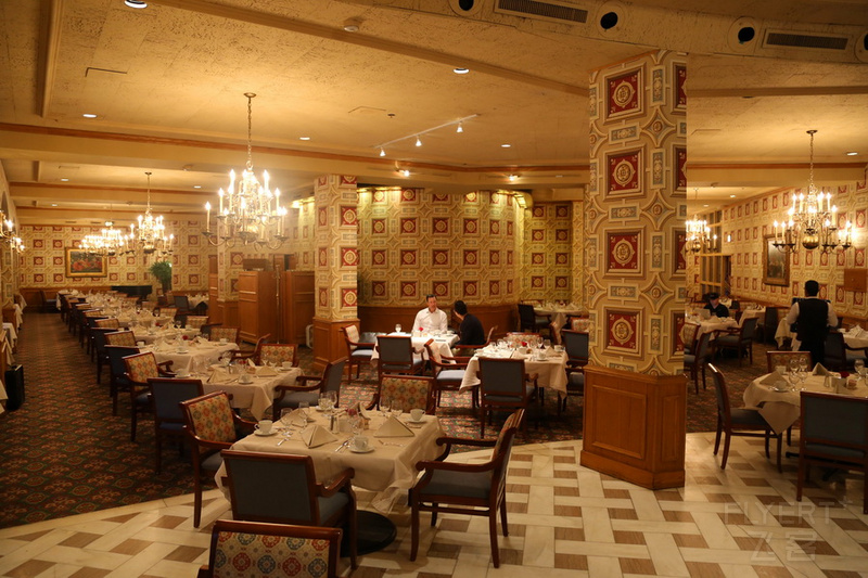 Denver--The Brown Palace Autogragh Collection Restaurant Ellyngton (4).JPG