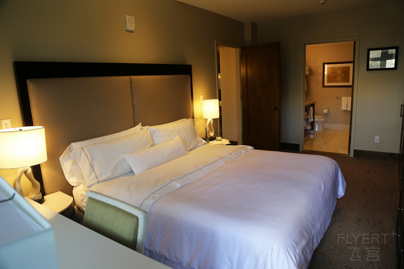 Avon--The Westin Riverfront Resort and Spa Avon Vail Valley Suite (3).JPG
