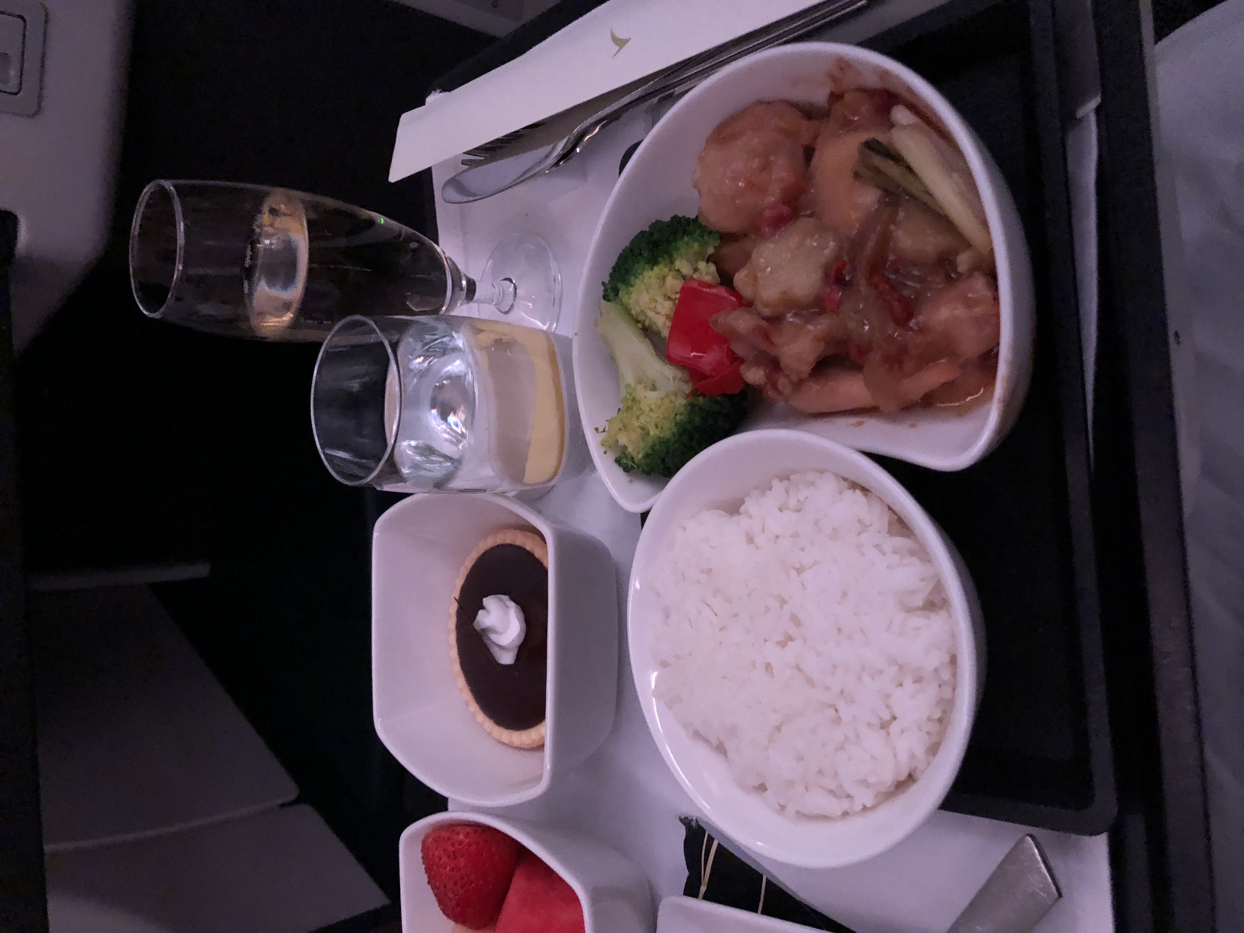 80P ۳UA2kľYVR-SFO-LAX-SFO-HKG-TPE-YVR-YYC...