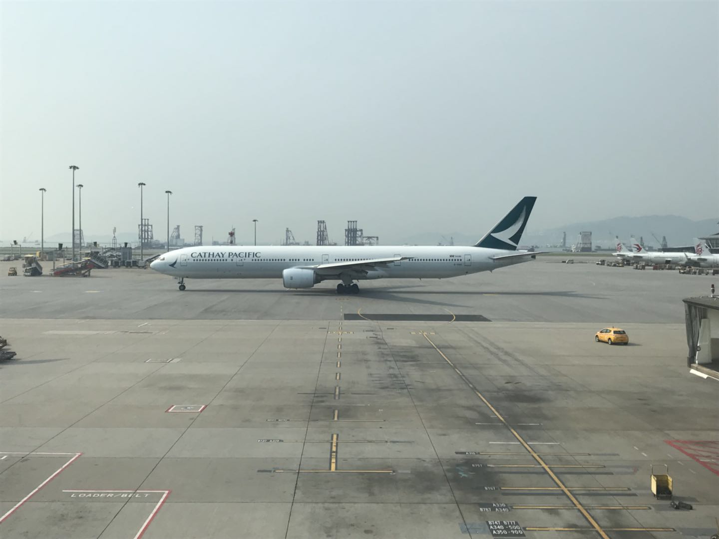 CX312 HKG-PEK Biz ֮ #