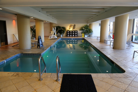 California--San Francisco Airport Marriott Waterfront Fitness Center (2).JPG