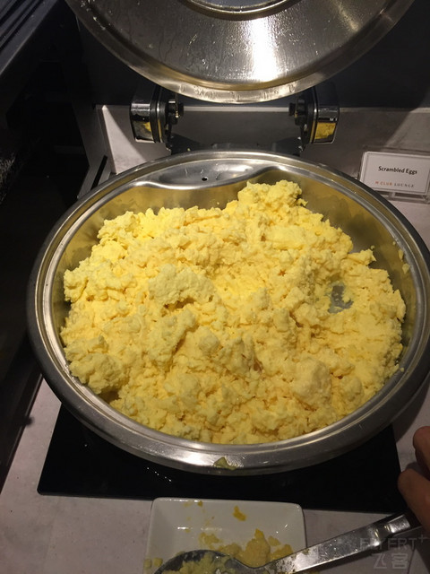 California--San Francisco Airport Marriott Waterfront Club Lounge and Breakfast (9).JPG