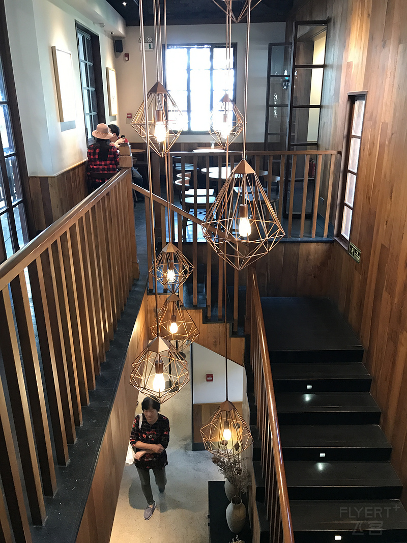 2018-10-06 105605.jpg