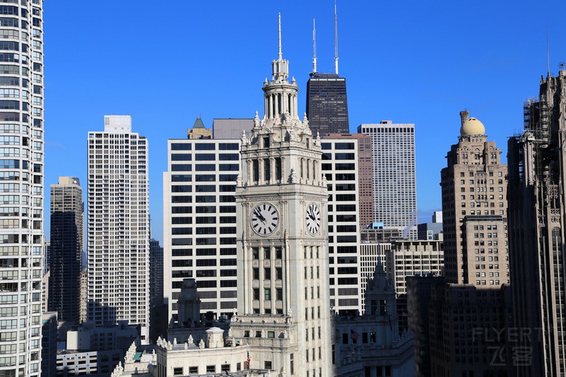 London House Chicago, Curio Collection by Hilton Rooftop Bar View at Daylight (1).JPG