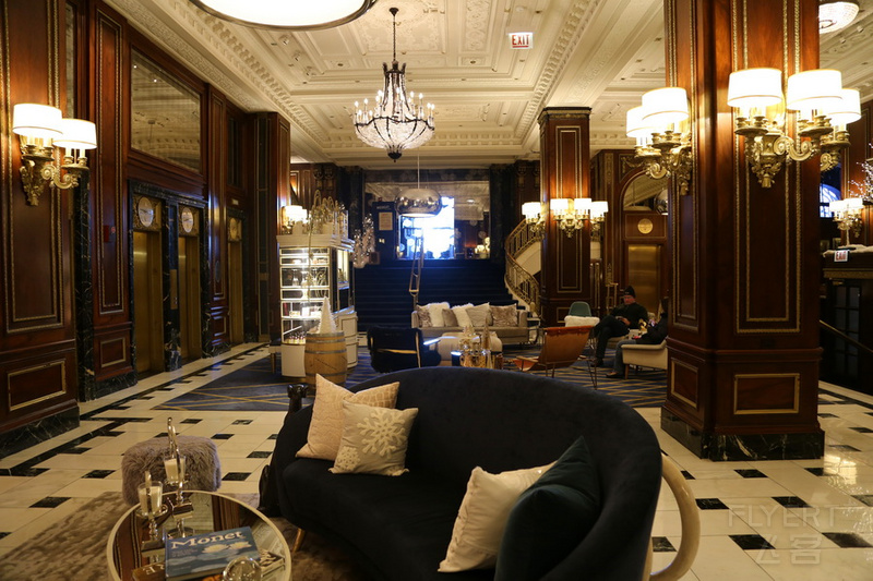 The Blackstone Hotel Autograph Collection Lobby (9).JPG