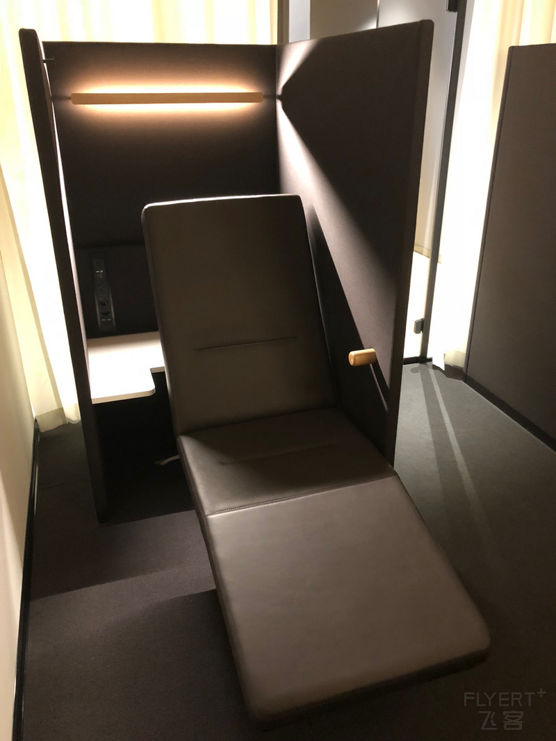 SWISS-First-Class-Lounge-A-Gates-Review-13.jpg