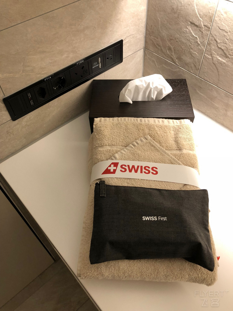 SWISS-First-Class-Lounge-A-Gates-Review-62.jpg