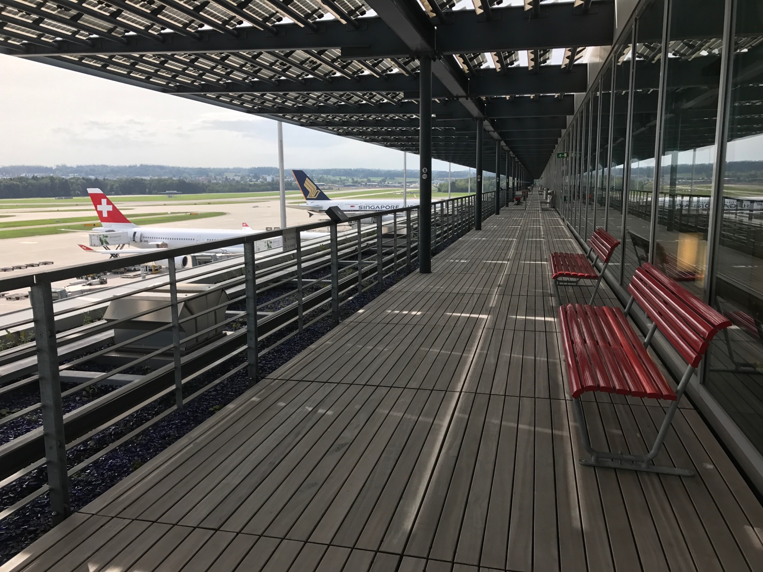  ZRH SWISS First Lounge E Ϣұ