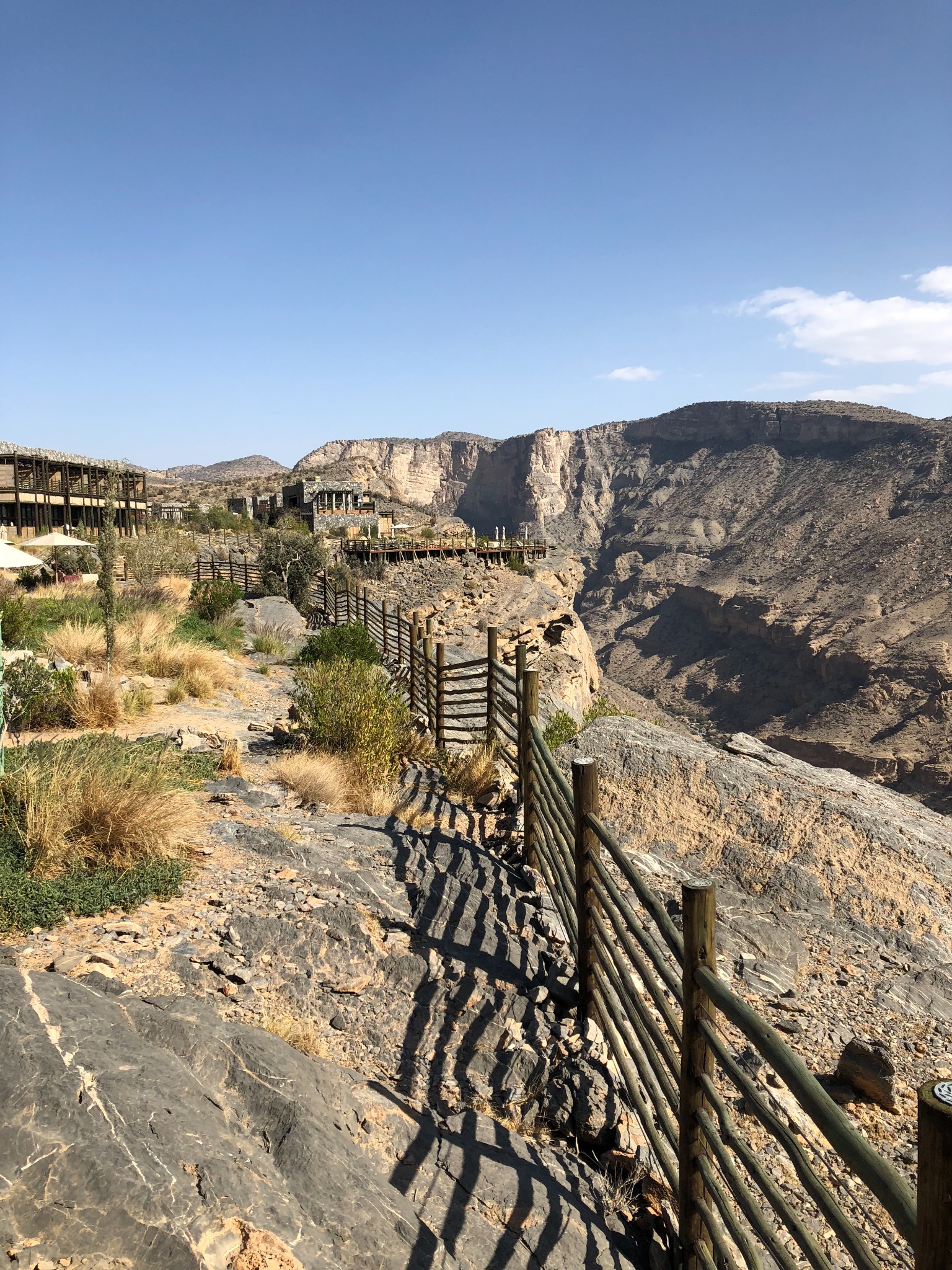 ALILA AL JABAL AKHDAR  ɽ漣 ж֮õĸ߳