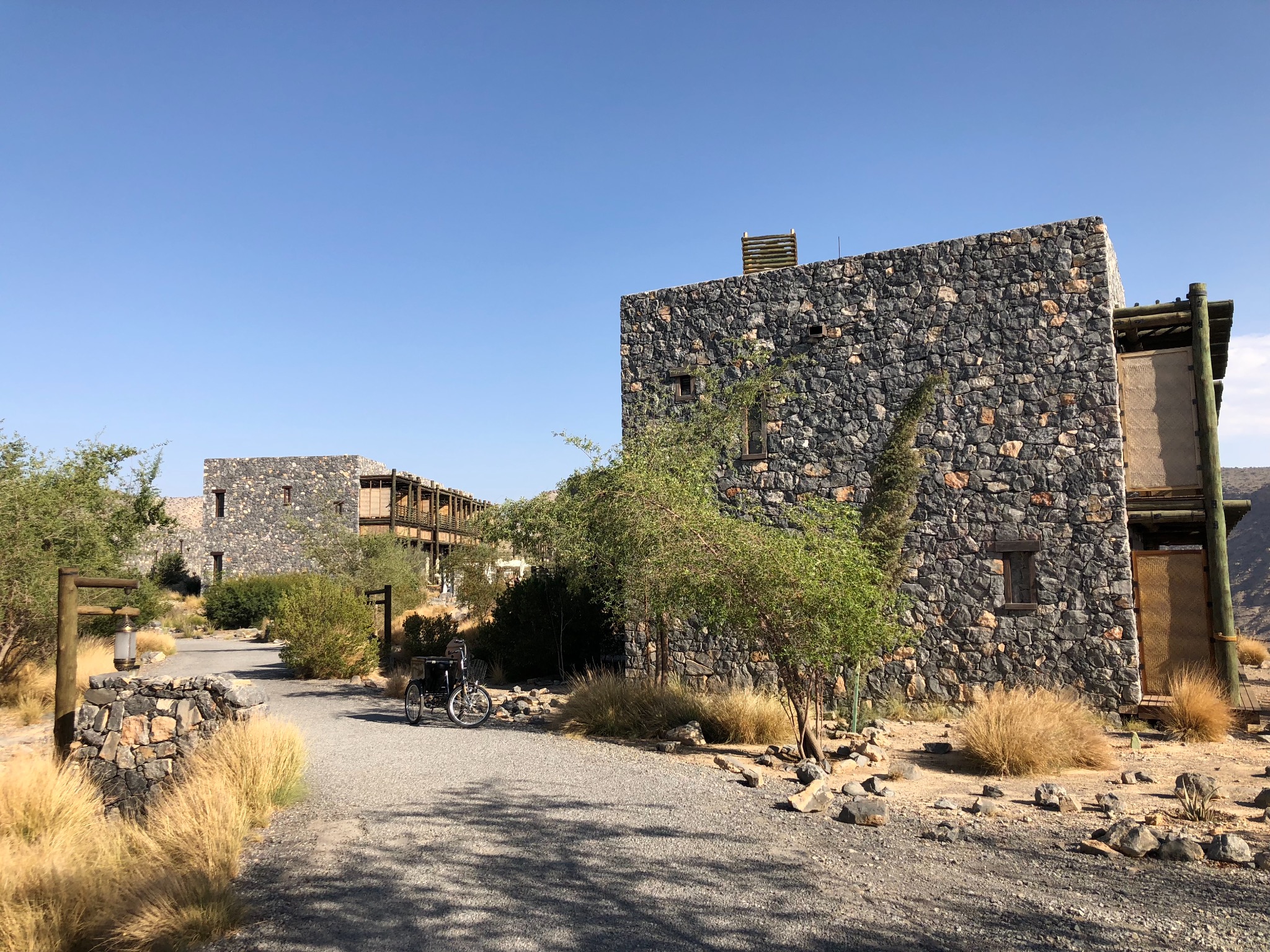 ALILA AL JABAL AKHDAR  ɽ漣 ж֮õĸ߳