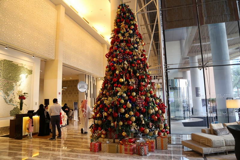 Bahrain--Le Meridien Bahrain City Centre Lobby (1).JPG