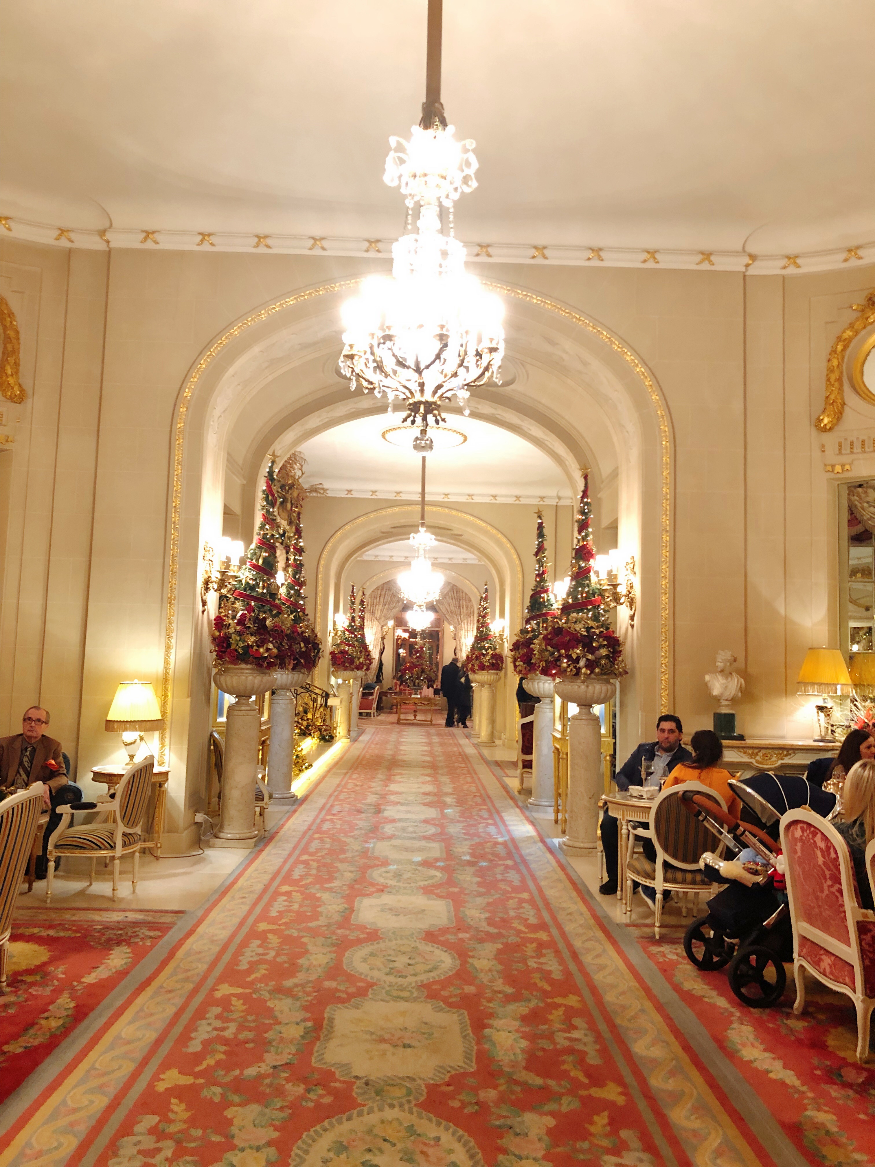 ׶ȾƵ || The Ritz London