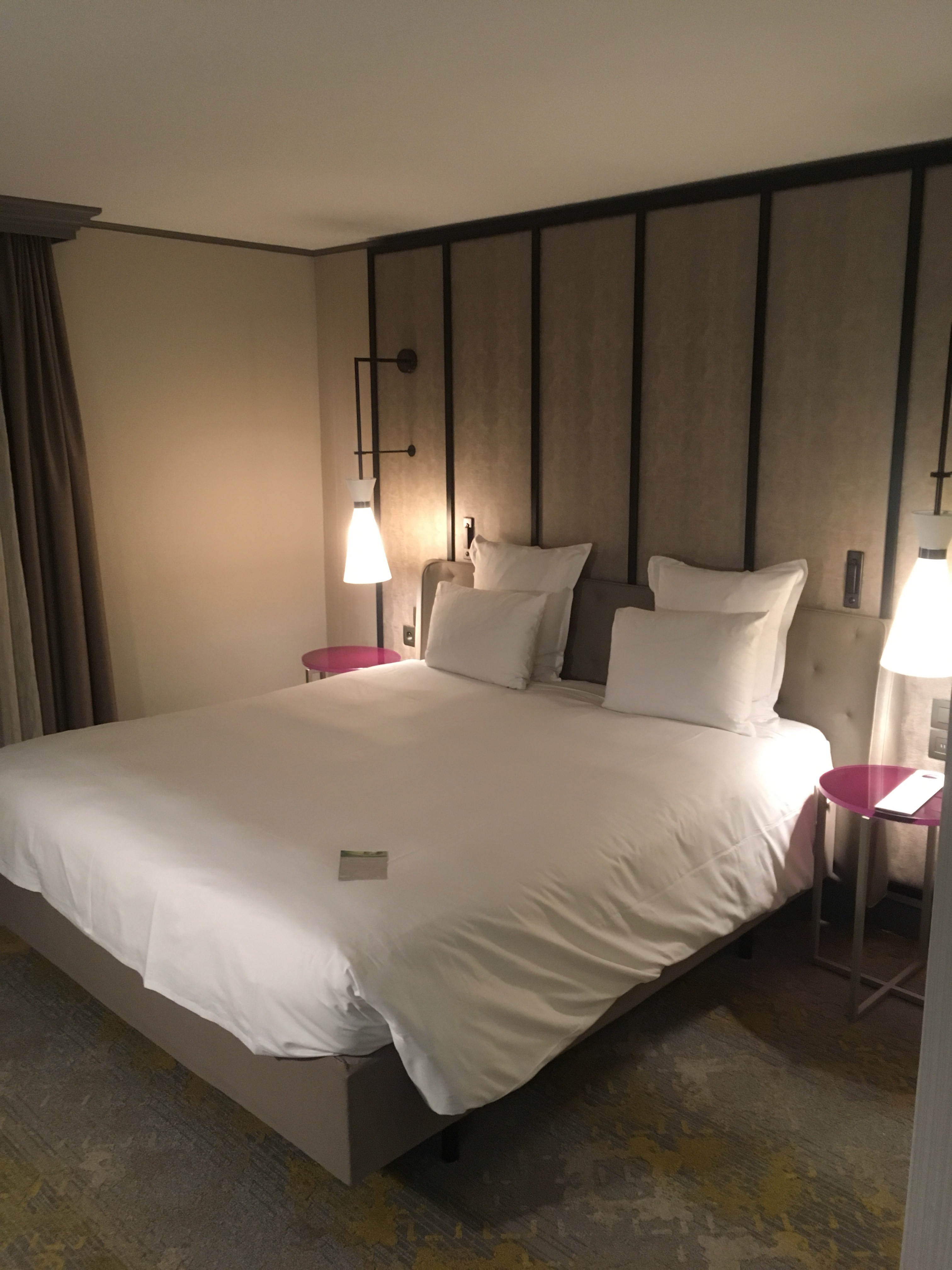 ·˹ Paris La Defense Junior Suite