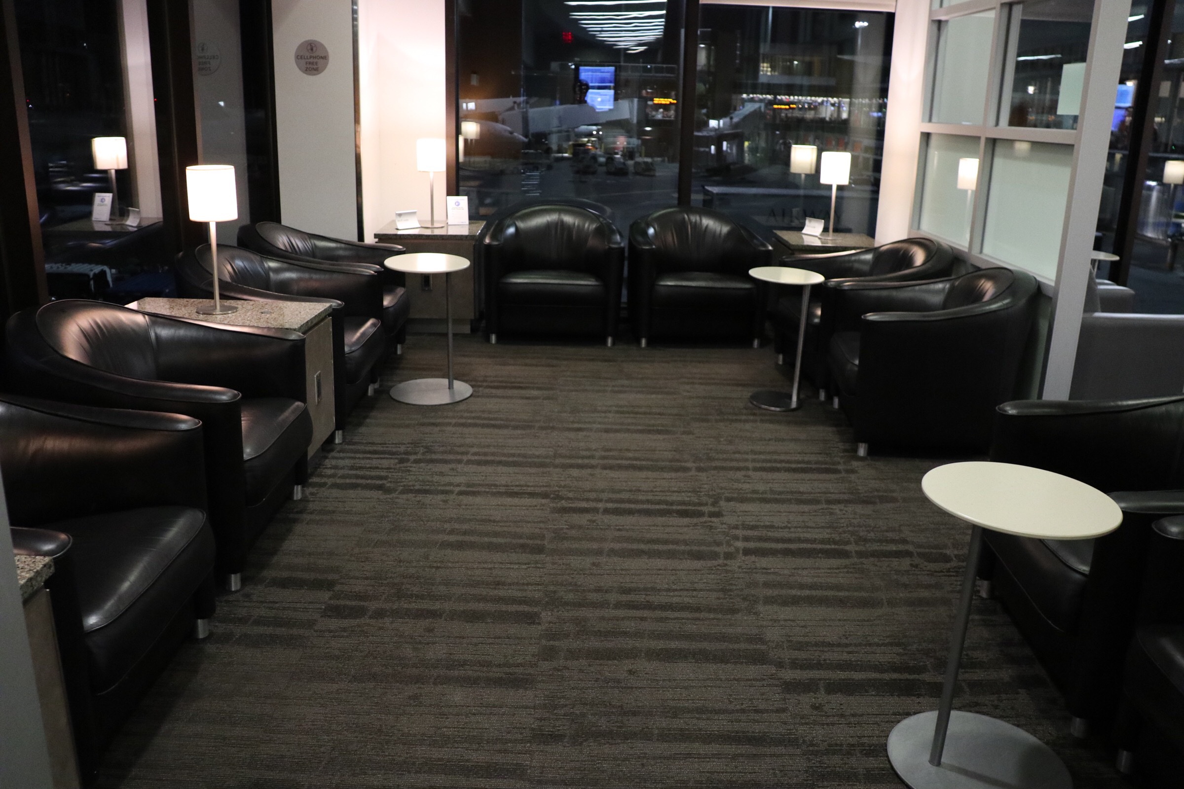 LoungeBOS B Admirals Club