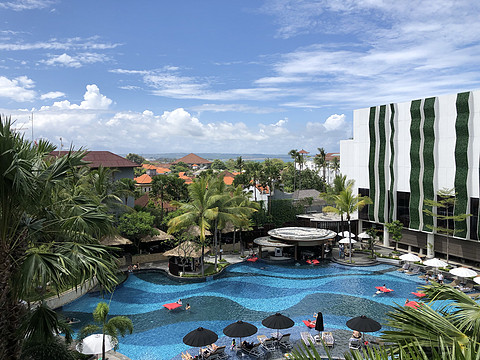 ʮҹ  嵺; The Stone Hotel Bali