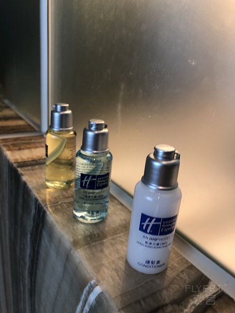 HIX 香港九龙CBD2智选假日酒店——很新很赞 （13）