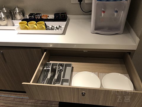 HIX 香港九龙CBD2智选假日酒店——很新很赞 （13）