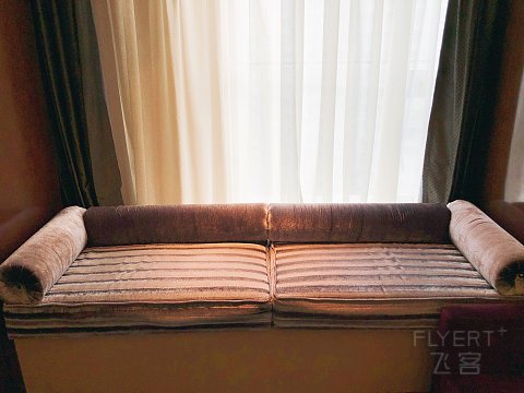 山色今朝画巨然-重庆江北希尔顿逸林行政套房入住体验