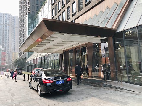山色今朝画巨然-重庆江北希尔顿逸林行政套房入住体验