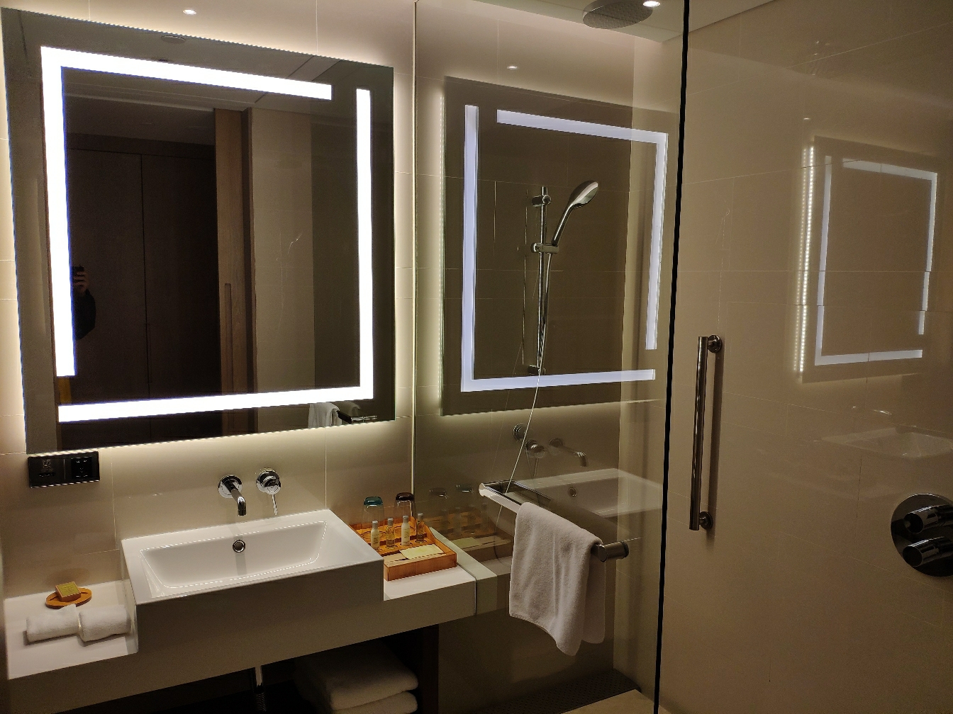 ݾɽHilton Garden Innס