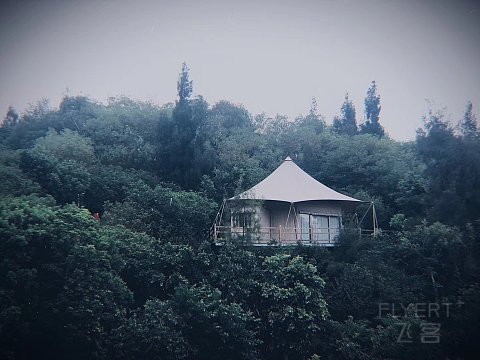 东山岛    漳州一个庐野奢帐篷营地