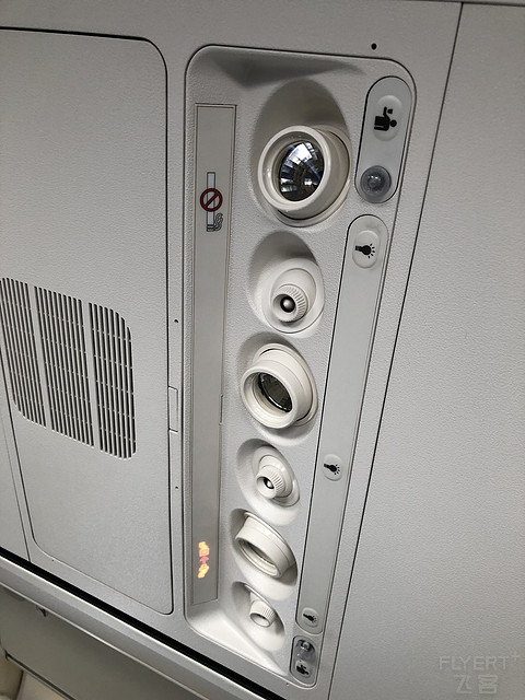 可能是全网仅为少数的江西航空公务舱 飞行报告！