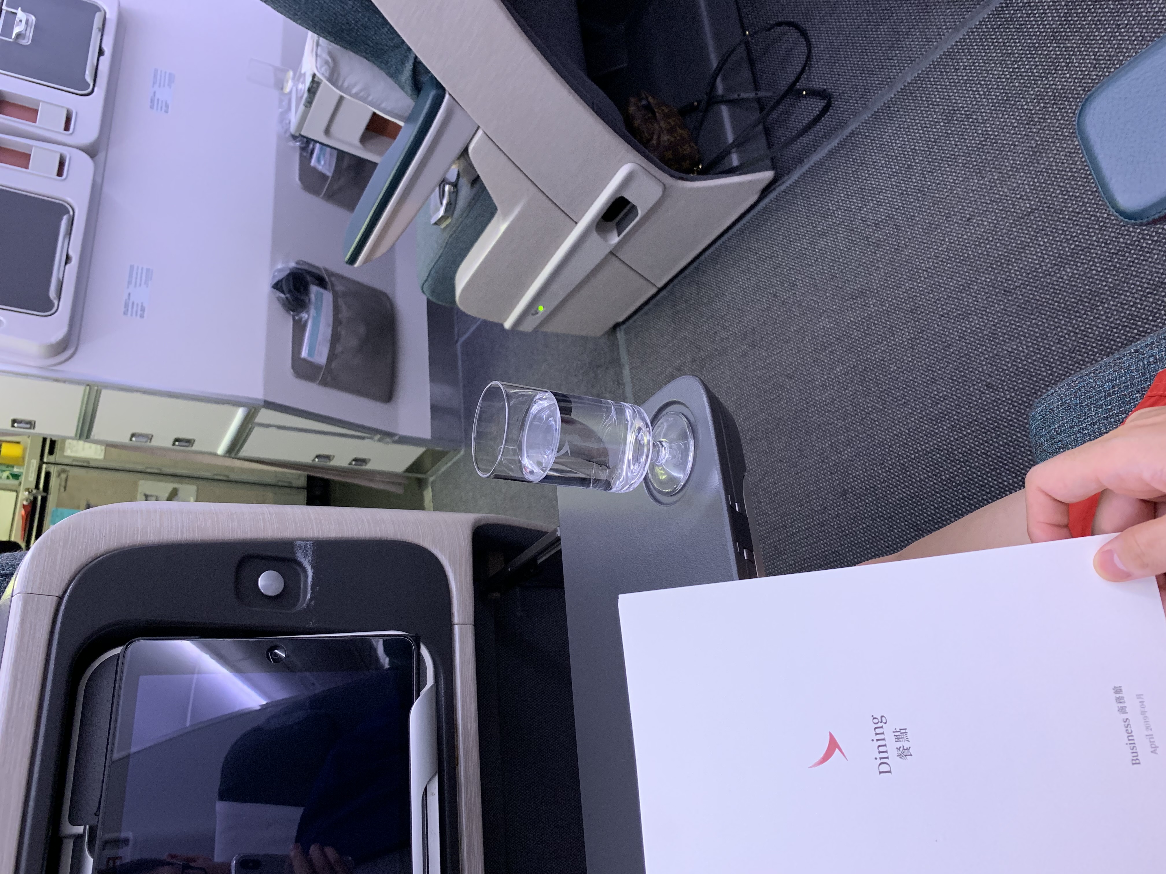 ӣ̩CAN-HKG-NRT-HND-HKG-CAN