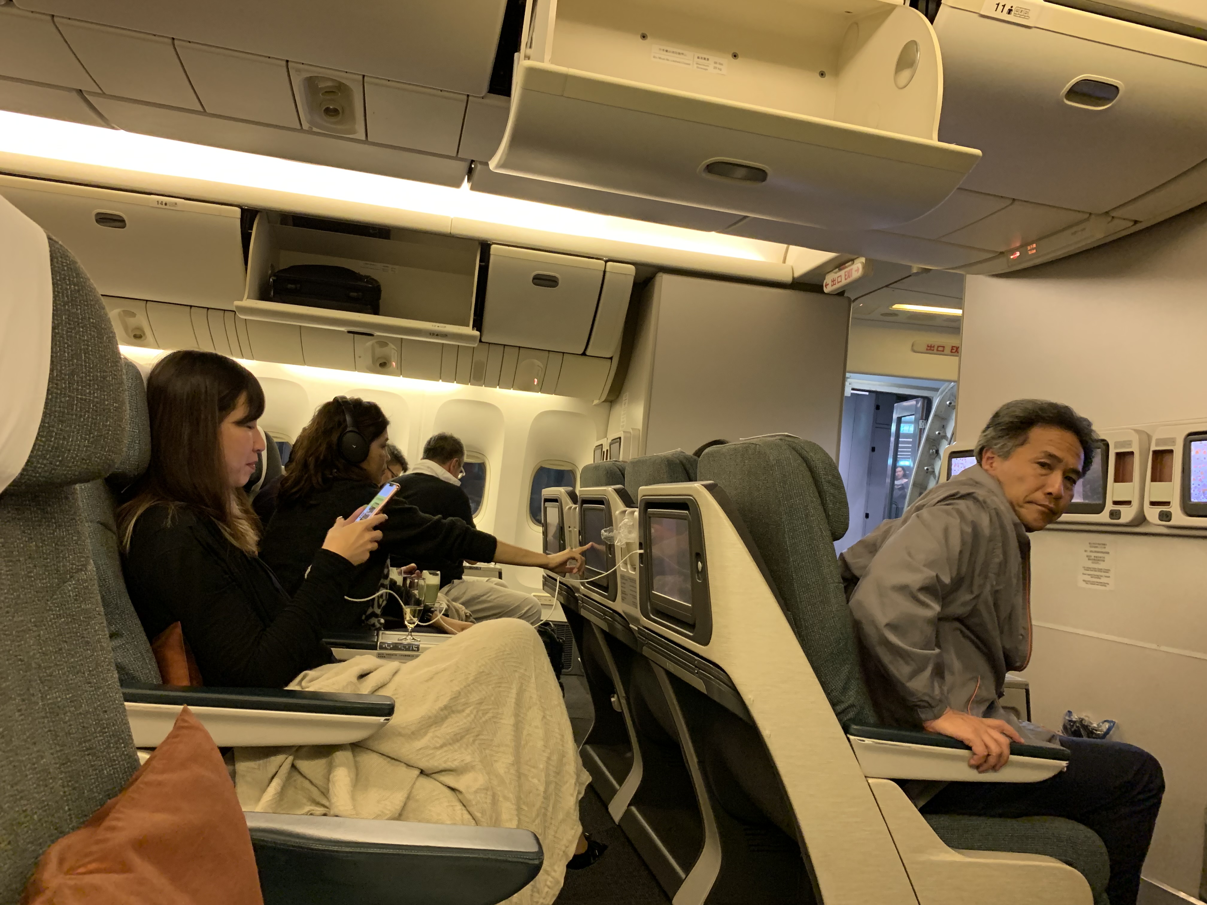 ӣ̩CAN-HKG-NRT-HND-HKG-CAN