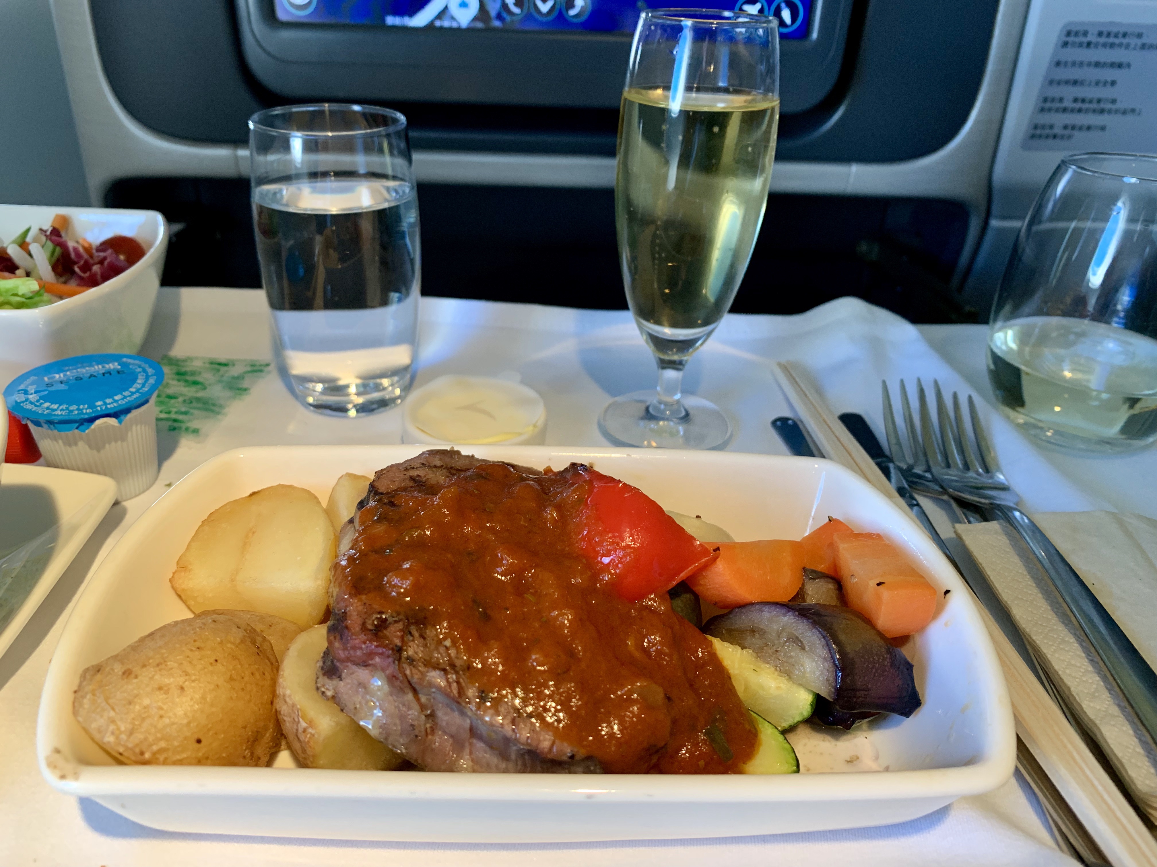 ӣ̩CAN-HKG-NRT-HND-HKG-CAN