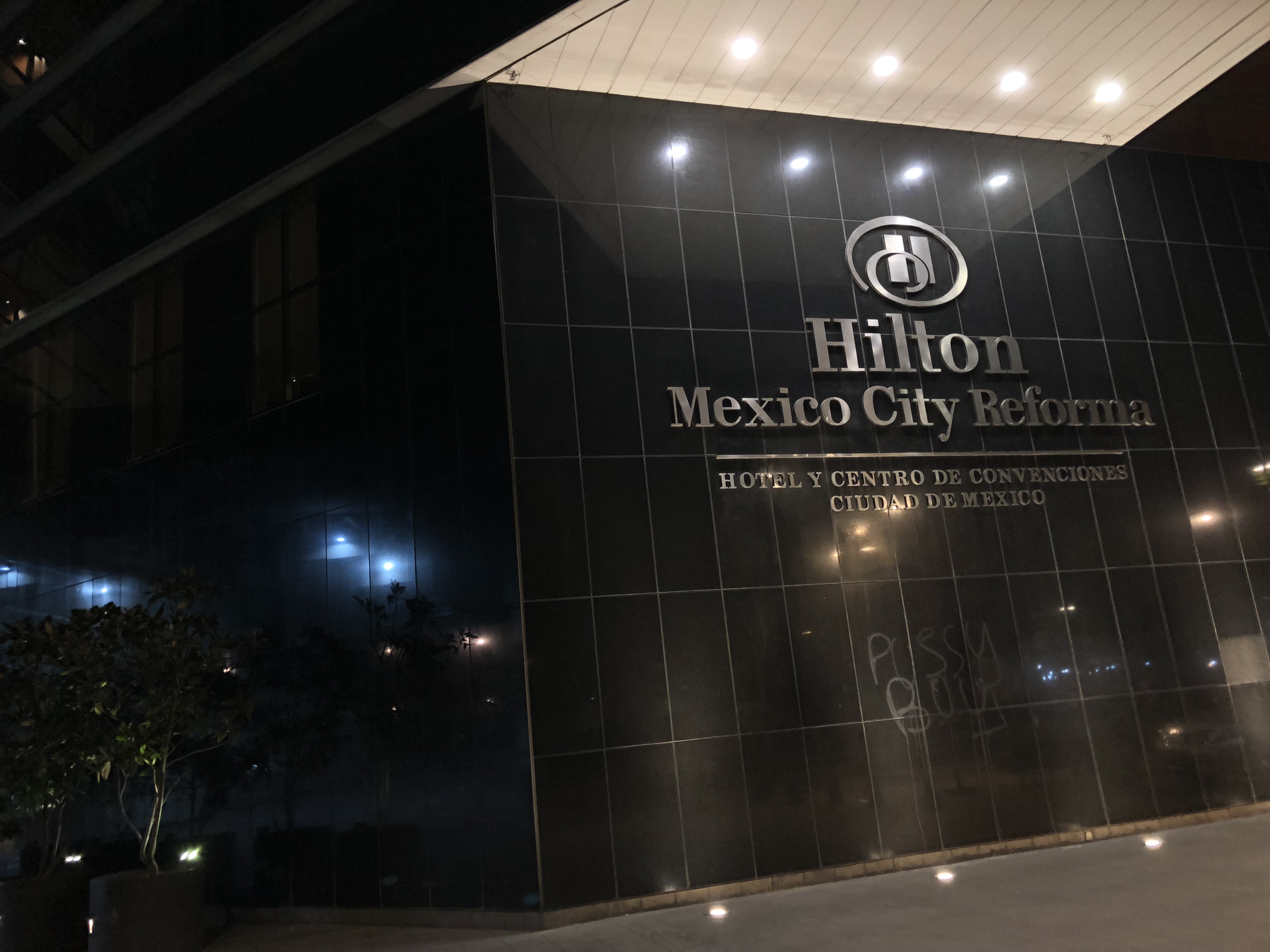 Hilton Mexico City Reforma С