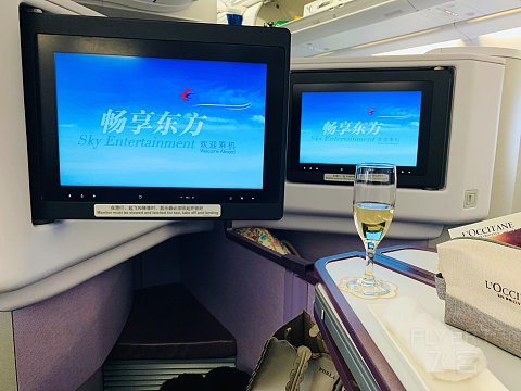 东航商务舱～上海马德里来回的餐食～