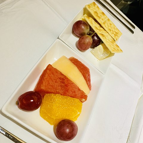 东航商务舱～上海马德里来回的餐食～