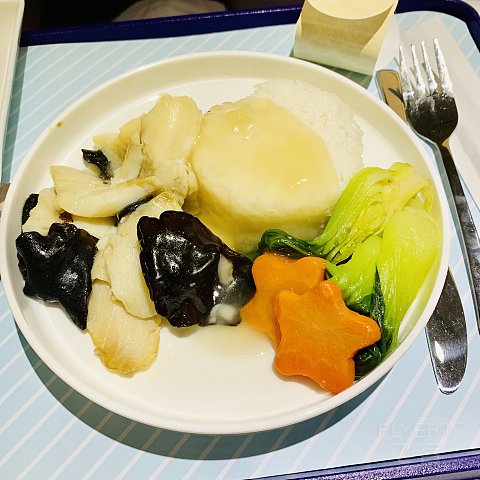东航商务舱～上海马德里来回的餐食～