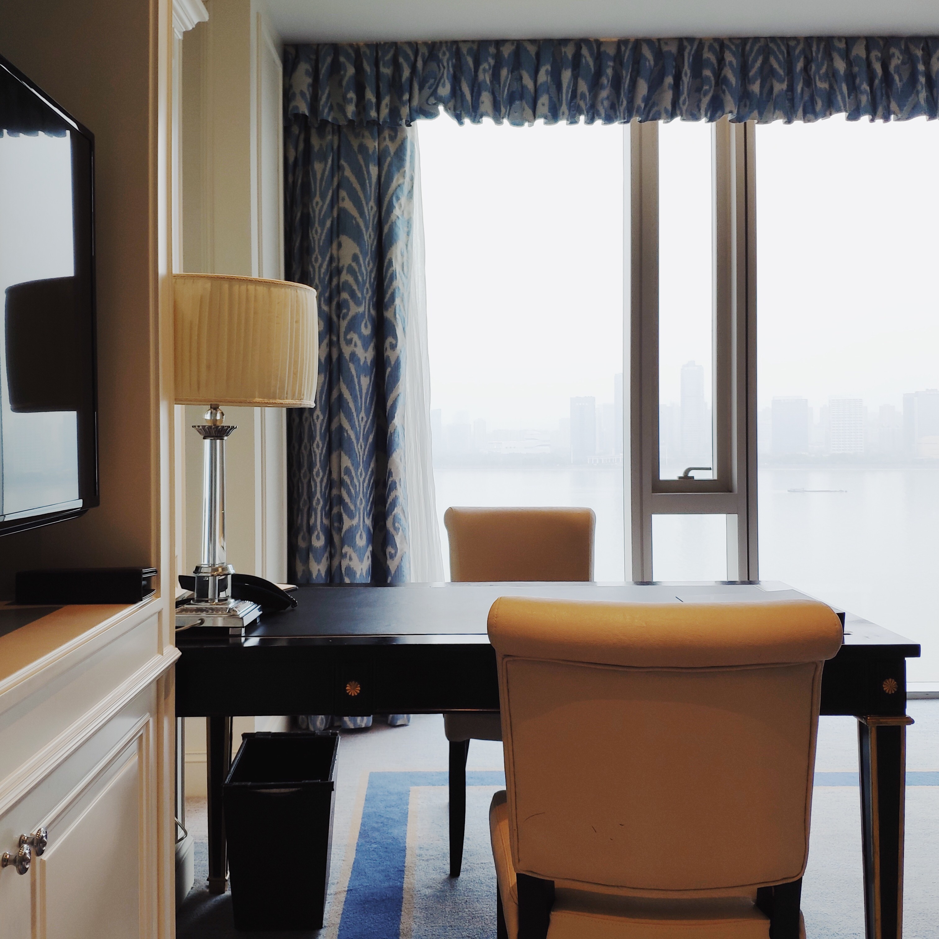 ǮѡƵ Panoramic Riverview suite